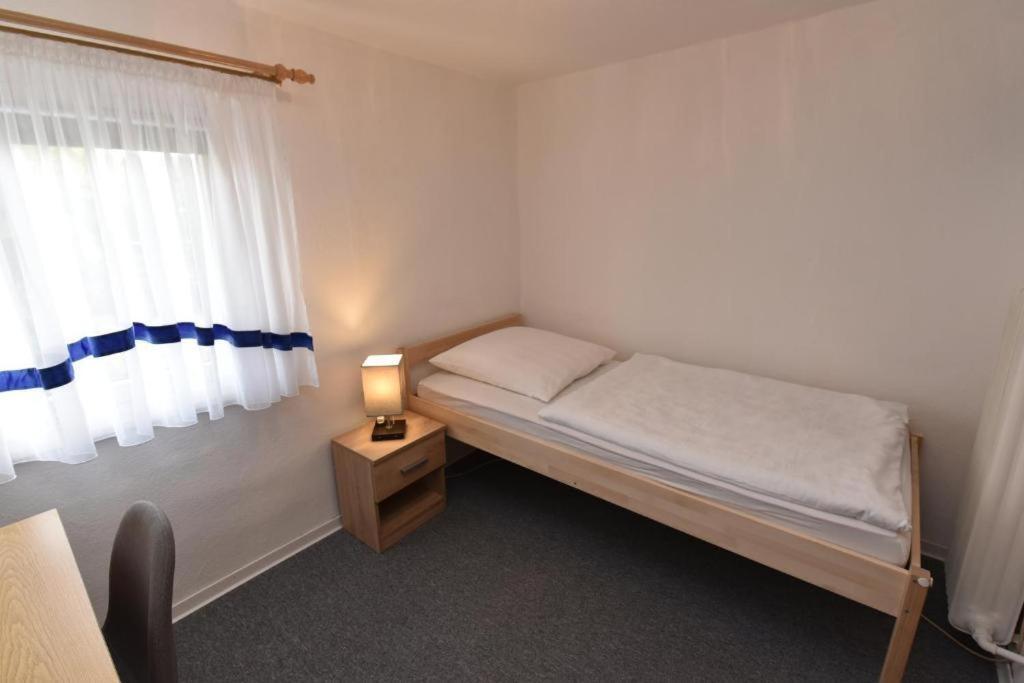 Landgasthof Gruener Baum Regnitzlosau Bilik gambar